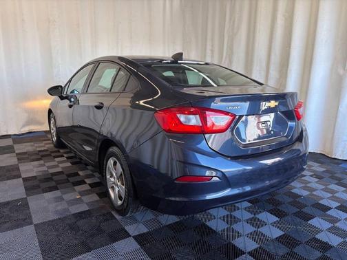 Mosaic Black Metallic 2016 Chevrolet Cruze LS Auto