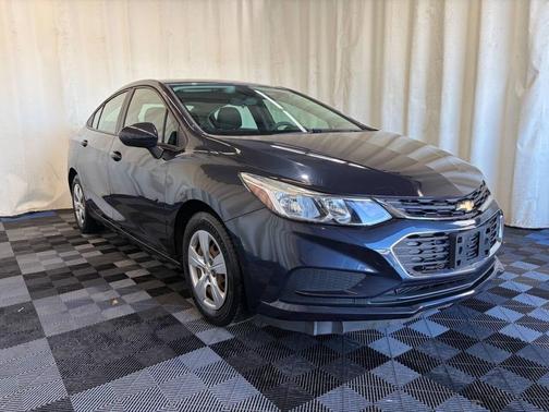Mosaic Black Metallic 2016 Chevrolet Cruze LS Auto