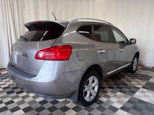 2011 Nissan Rogue SV