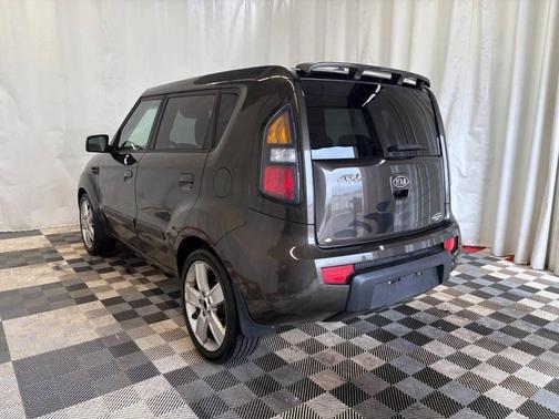 2010 Kia Soul +