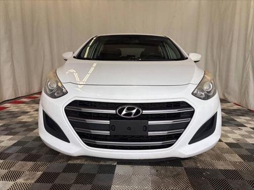2016 Hyundai Elantra GT Base