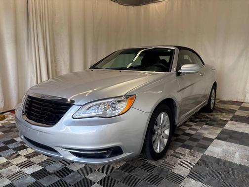 2012 Chrysler 200 Touring