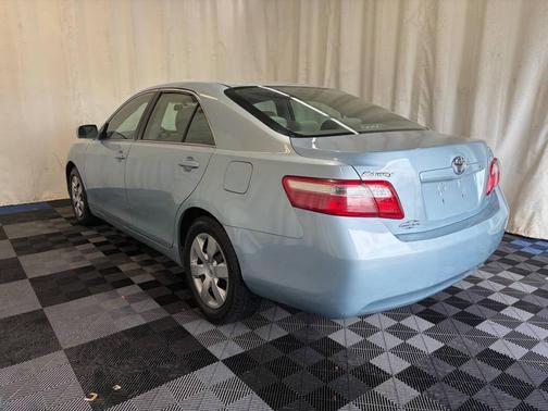 Blue Ribbon Metallic 2009 Toyota Camry SE