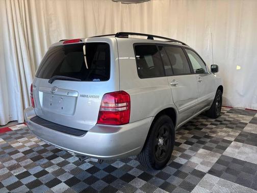 2003 Toyota Highlander Base