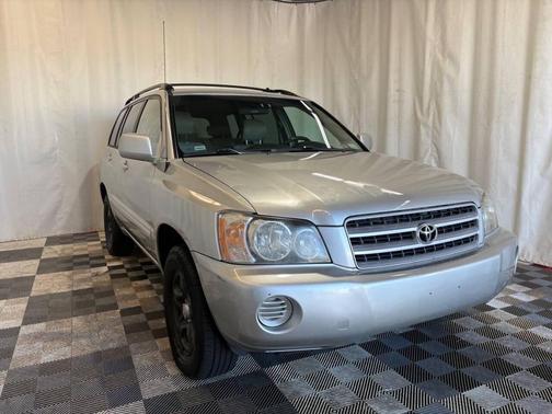 2003 Toyota Highlander Base