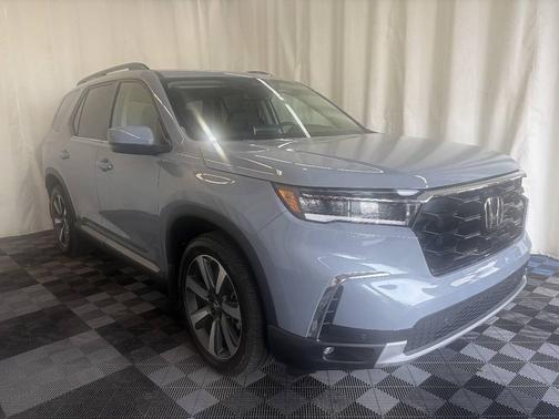 Modern Steel Metallic 2025 Honda Pilot Touring 8-Passenger