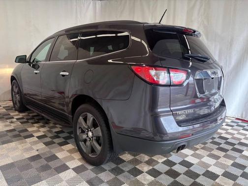 2017 Chevrolet Traverse 2LT