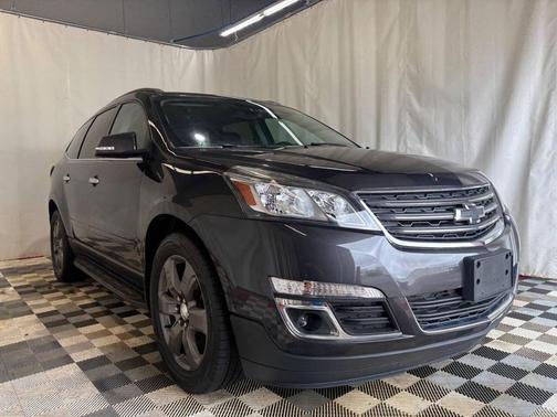 2017 Chevrolet Traverse 2LT