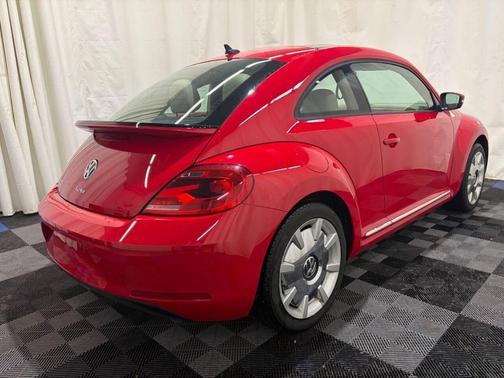 2016 Volkswagen Beetle 1.8T SEL