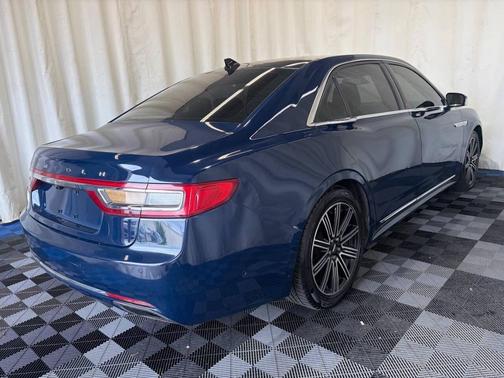 Blue Diamond 2018 Lincoln Continental Reserve