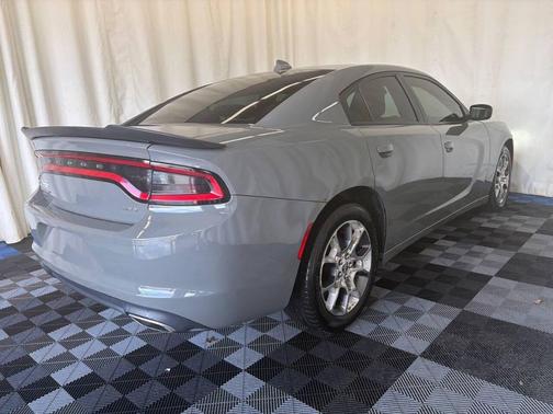 2017 Dodge Charger SXT