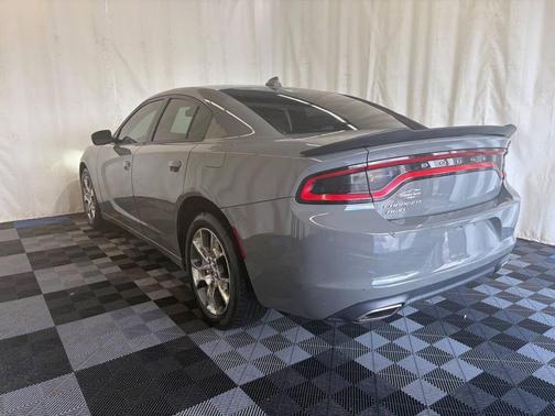 2017 Dodge Charger SXT