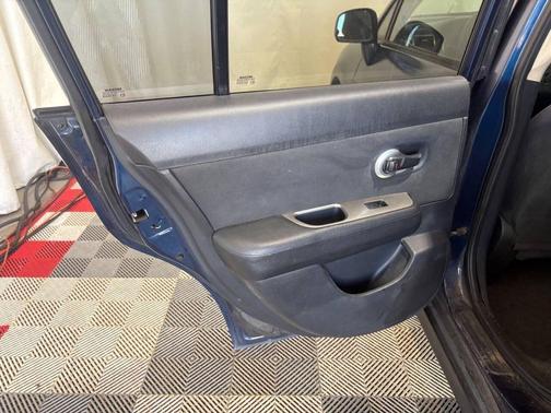 2007 Nissan Versa S