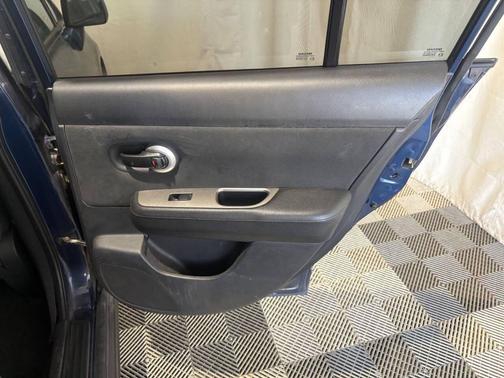 2007 Nissan Versa S