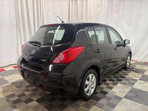 2012 Nissan Versa 1.8 S