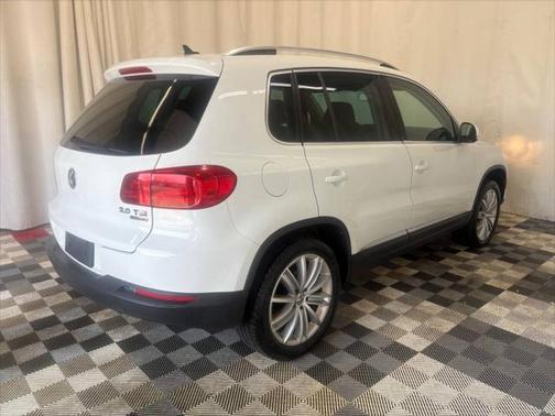 2014 Volkswagen Tiguan 4MOTION Auto SEL