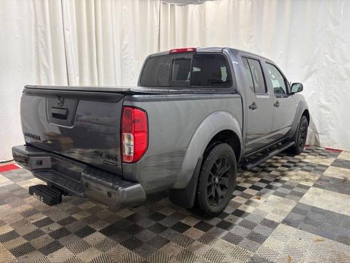 2021 Nissan Frontier SV