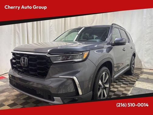 2025 Honda Pilot Touring 8-Passenger