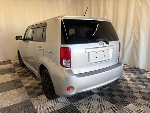 2012 Scion xB Release Series 9.0