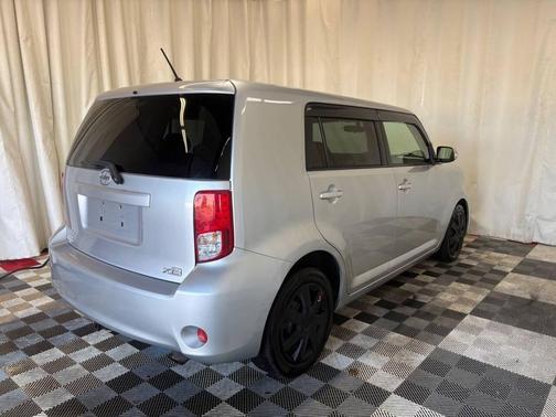 2012 Scion xB Release Series 9.0