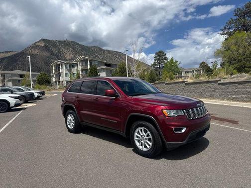 Velvet Red Pearlcoat 2018 Jeep Grand Cherokee Laredo