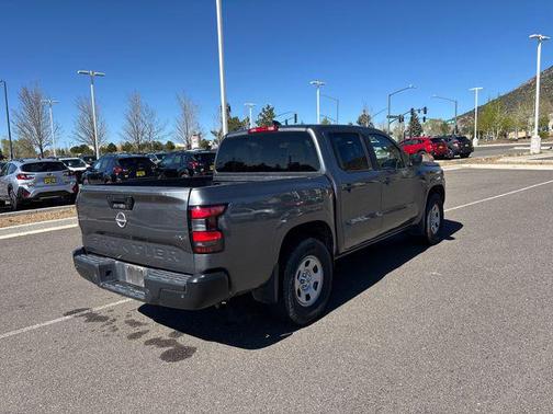 2022 Nissan Frontier S