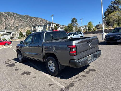 2022 Nissan Frontier S