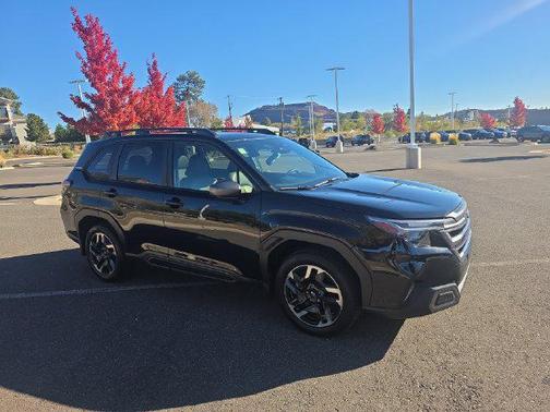 Crystal Black Silica 2025 Subaru Forester Limited