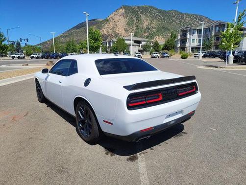 White Knuckle Clearcoat 2022 Dodge Challenger GT