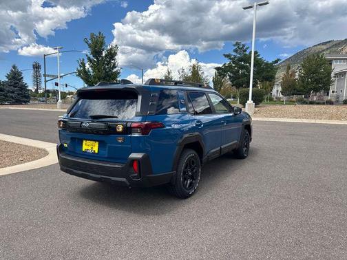 Geyser Blue 2026 Subaru Outback Wilderness