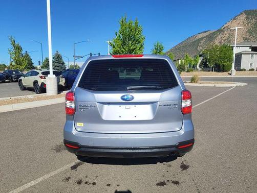 Ice Silver Metallic 2015 Subaru Forester 2.5i