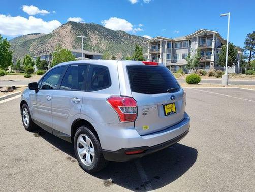 Ice Silver Metallic 2015 Subaru Forester 2.5i
