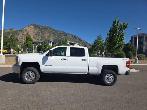 Summit White 2016 Chevrolet Silverado 2500 WT