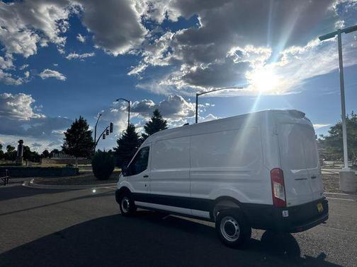 Oxford White 2026 Ford Transit-250 Base