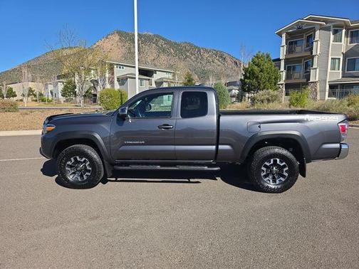 2022 Toyota Tacoma TRD Off Road
