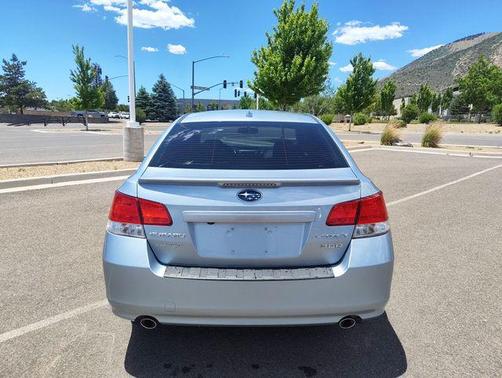 Ice Silver Metallic 2014 Subaru Legacy Limited