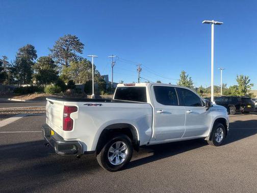 Summit White 2021 Chevrolet Silverado 1500 LT