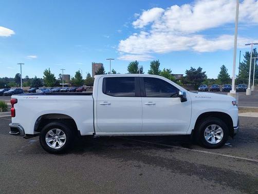 Summit White 2021 Chevrolet Silverado 1500 LT