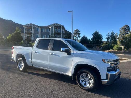 Summit White 2021 Chevrolet Silverado 1500 LT