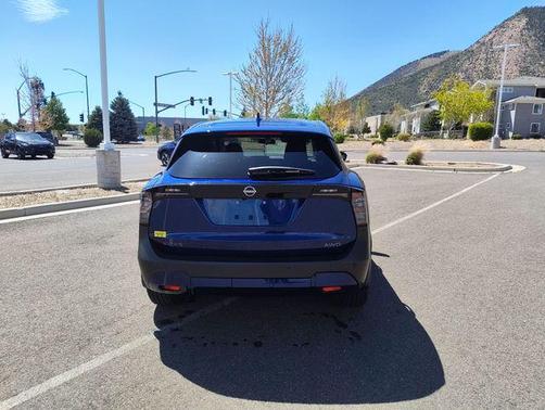 Deep Blue Pearl 2025 Nissan Kicks SV