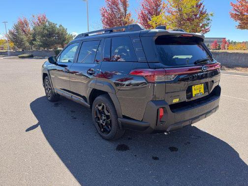 Crystal Black Silica 2026 Subaru Outback Limited