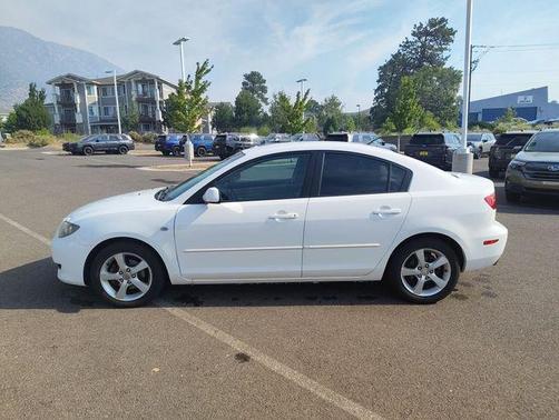 Rally White 2006 Mazda Mazda3 i Touring