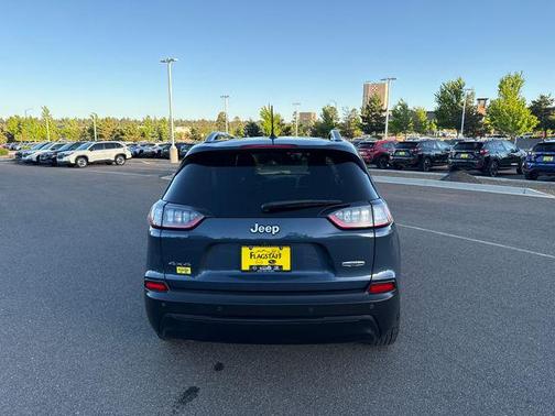 Slate Blue Pearlcoat 2021 Jeep Cherokee Latitude Plus