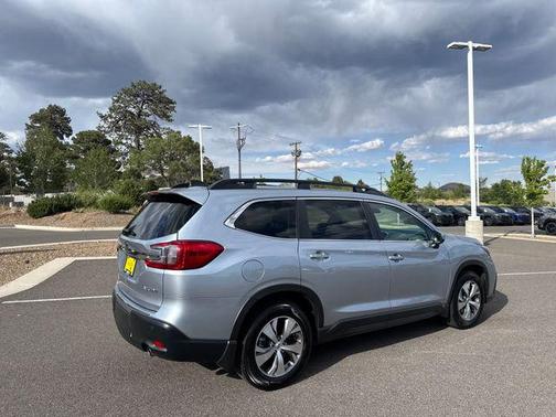 Ice Silver Metallic 2023 Subaru Ascent Premium 7-Passenger
