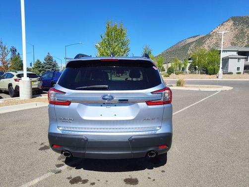 Ice Silver Metallic 2023 Subaru Ascent Premium 7-Passenger