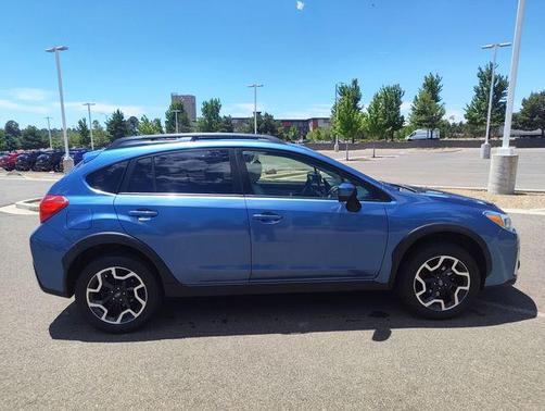 Quartz Blue Pearl 2017 Subaru Crosstrek 2.0i Premium