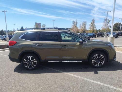 Autumn Green Metallic 2023 Subaru Ascent Limited 7-Passenger