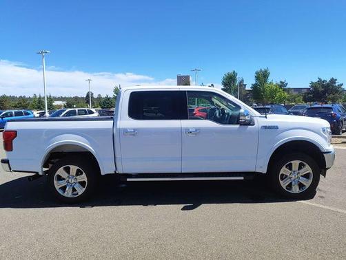 Oxford White 2019 Ford F-150 Lariat