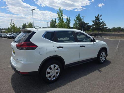 Glacier White 2018 Nissan Rogue S