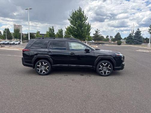 Crystal Black Silica 2026 Subaru Outback Touring XT
